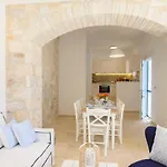 Villa Tholariani *