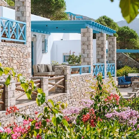 Tholariani Villa *
